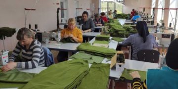 В одній з громад Тернопільщини відкрили підприємство, яке шиє форму для наших військових