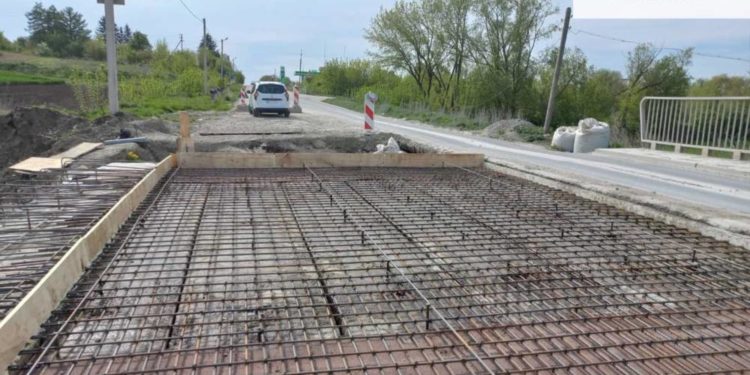 Ремонт мостів на Тернопільщині: водіям потрібно ретельніше обирати маршрут