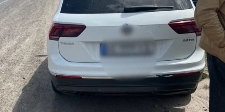 Тернопільські патрульні зупинили за один день чотири автівки, які перебували у розшуку