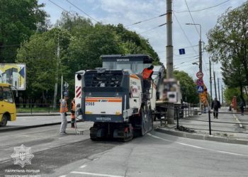 У Тернополі тривають дорожні роботи на масиві “Дружба”: що потрібно знати водіям?