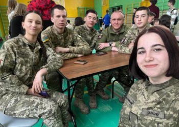 Учні Тернопільського коледжу взяли участь в інтелектуальному турнірні «Разом до перемоги»