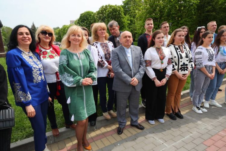День вишиванки в ТНПУ – свято, сповнене українським духом і колоритом