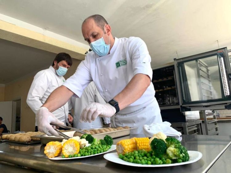 Тернопільщина стала однією з трьох областей України, де стартував проєкт зі зміни шкільного харчування