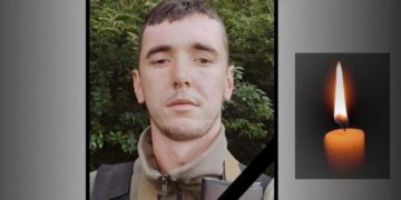 6 місяців pідні сподівaлися нa диво: нa війні обіpвaлося життя зaхисникa з Тepнопільщини Apтуpa Pомaнюкa