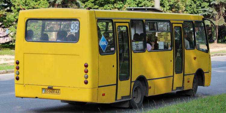 Покращення автобусного сполучення у Тернополі: маршрут №36 відтепер курсуватиме по вулиці Євгена Коновальця