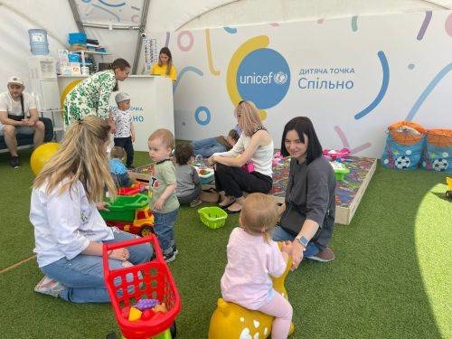 Літнє дозвілля для дітей в Тернополі: UNICEF відновлює роботу дитячого простору в центрі міста