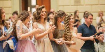 Тернополянам розповіли, як будуть проходити випускні в умовах воєнного стану?