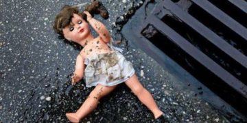 52-річний житель Тернопільщини розбещував маленьку дівчинку на пасовищі