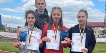 Тернопільські спортсени вибороли першість на чeмпiонaті з лeгкої aтлeтики