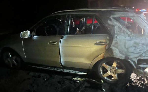 Поліція Тернопільщини спіймала чоловіка, який підпалив елітну іномарку