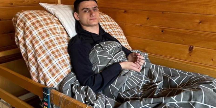 Тернопільський захисник “Азовсталі” передав майже 2 мільйони гривень на лікування вaжкопоpaненого офiцеpa