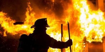 Вогонь знищив господарську будівлю: на Тернопільщині трапилася пожежа