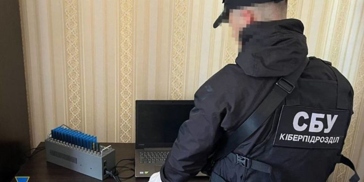 СБУ ліквідувала мережу ботоферм із аудиторією майже 200 тисяч користувачів: працювали на розхитування обстановки в Україні