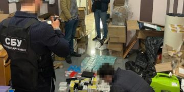 СБУ ліквідувала мережу ботоферм із аудиторією майже 200 тисяч користувачів: працювали на розхитування обстановки в Україні