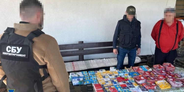 СБУ ліквідувала мережу ботоферм із аудиторією майже 200 тисяч користувачів: працювали на розхитування обстановки в Україні