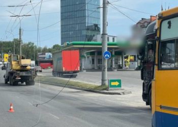 У Тернополі призупинили рух тролейбусів через обрив контактної мережі