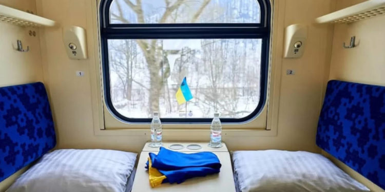 Укрзалізниця запускає тестовий проєкт “жіночих” купе: коли нововведення з’являться на Тернопільщині?