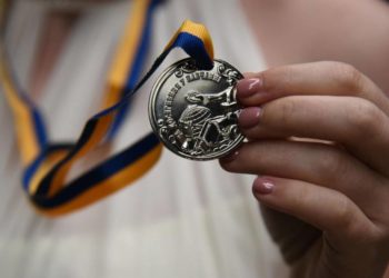 Тернопіль багатий на медалі: цього року 190 випускників отримають нагороду за високі результати у навчанні