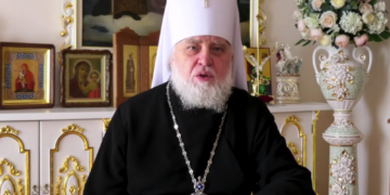 Настоятель Почаївської лаври вважає очільника обласної ради чи не єдиною загрозою для свого перебування в монастирі