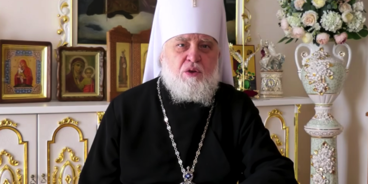 Настоятель Почаївської лаври вважає очільника обласної ради чи не єдиною загрозою для свого перебування в монастирі