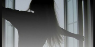 52-річна тернополянка вистрибнула з вікна квартири на шостому поверсі