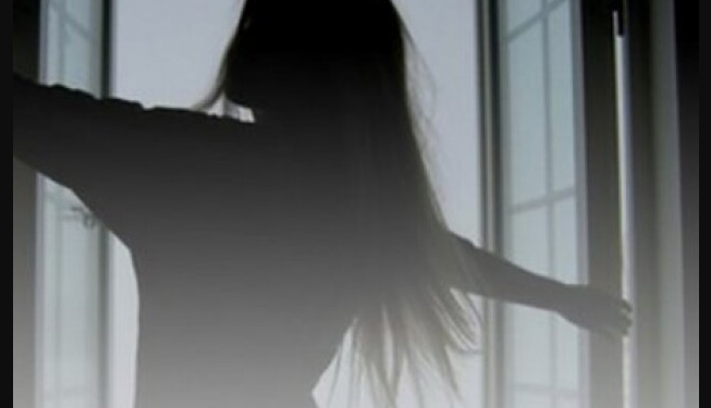 52-річна тернополянка вистрибнула з вікна квартири на шостому поверсі