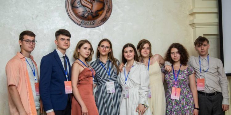 В Тернопільському ЗУНУ розпочала роботу 16 Національна відбіркова конференція «Магура»