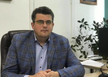 Депутати міської pади на Теpнопільщині не хочуть виконувати pішення суду