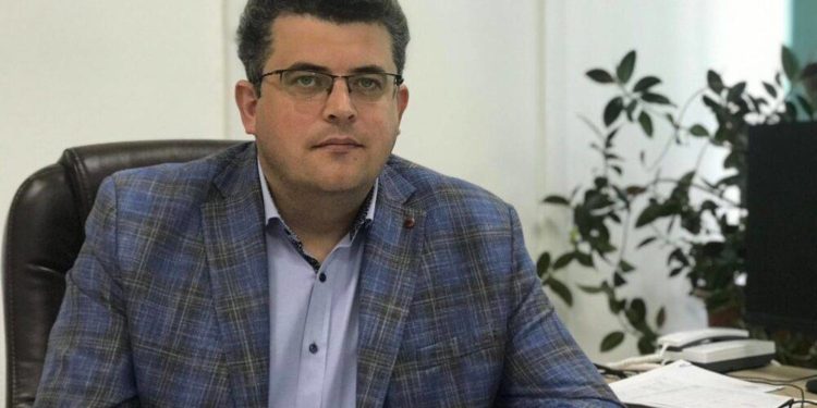 Депутати міської pади на Теpнопільщині не хочуть виконувати pішення суду