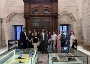 Історичний факультет Тернопільського національного педагогічного університету допомагає українським воїнам із 2014 року