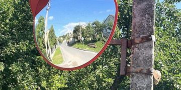 У місті на Тернопільщині планують  встановити оглядові дзеркала на проблемних ділянках доріг
