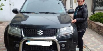 Жителька Тернопільщини віддала свою іномарку на потреби ЗСУ