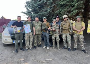 Голова Тернопільської облради Михайло Головко вчергове відвіз захисникам на фронт автомобілі