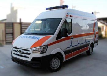 Одна з громад Тернопільщини передала на фронт автомобіль швидкої допомоги