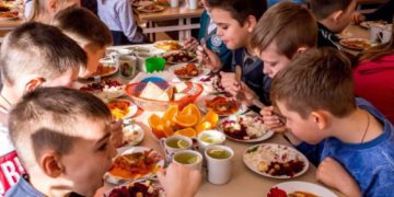 Тернопільські школярі будуть харчуватися по-новому