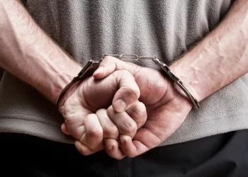 Жителю Тернопільщини загрожує ув’язнення за викрадення мобільного телефона у дитини