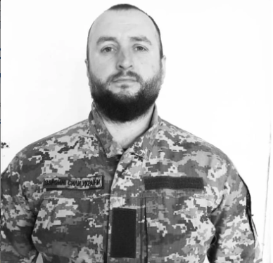 Одна з громад Тернопільщини оголосила два дні жалоби за Героєм, якого забрала війна