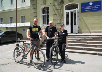 Тернопільські правоохоронці затримали злодія, який обкрадав багатоповерхівки