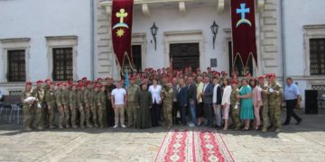 Дипломи урочисто вручили випускникам Тернопільського військового коледжу