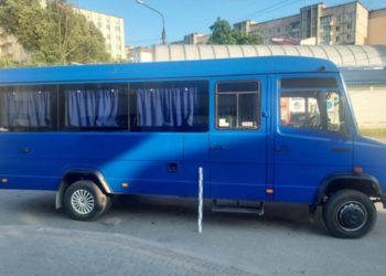 У Тернополі на автовокзалі водій автобуса смертельно травмував перехожу