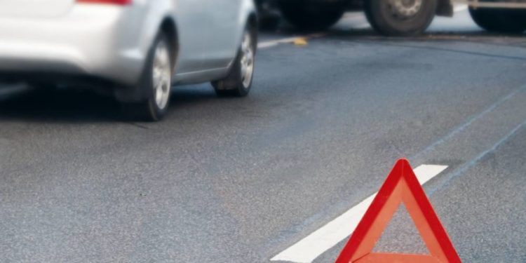 Аварія на Тернопільщині: двоє осіб потрапили до лікарні