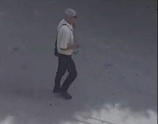 Тернопільська поліція розшукує чоловіка, який обікрав дитину