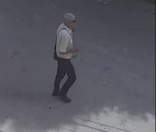 Тернопільська поліція розшукує чоловіка, який обікрав дитину