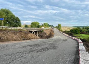 На Тернопільщині закрили проїзд через міста у напрямку Львова