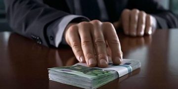 На Тернопільщині за корупцію засудили керівника обласного управління Держпраці