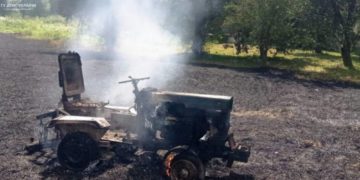 У пожежі на Тернопільщині згорів трактор та півтора гектара післяжнивних залишків
