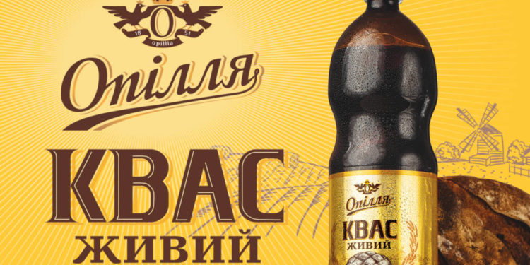 Коли надворі +30° С: який напій є справжнім переможцем спраги