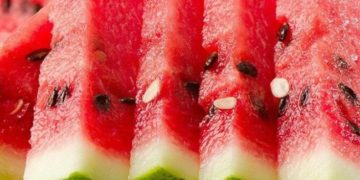 Сезон кавунів: скільки вартує соковита ягода на ринках Тернопільщини?