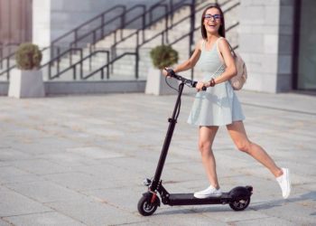 Поліція Тернополя затримала чоловіка, який обікрав дитину