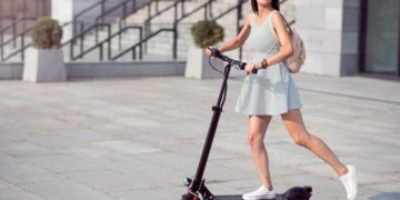 Поліція Тернополя затримала чоловіка, який обікрав дитину